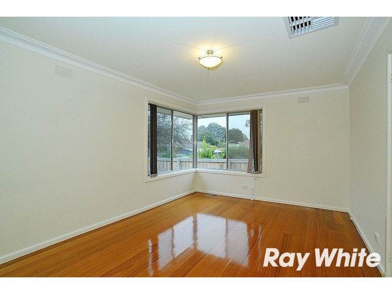 6 Vincent Street, Bayswater VIC 3153