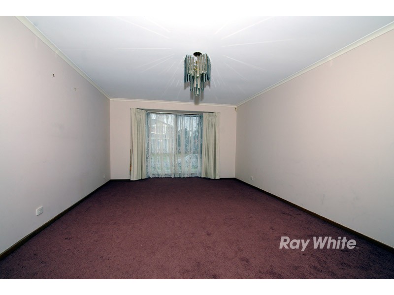 19 Jenola Parade, Wantirna South VIC 3152