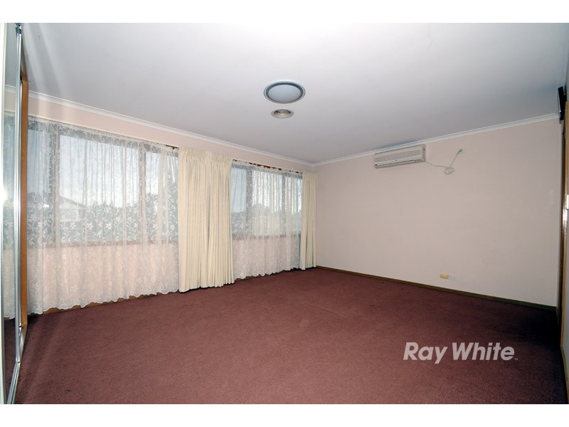 19 Jenola Parade, Wantirna South VIC 3152