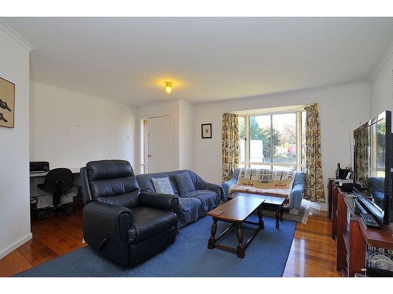 10 Locksley Close, Bayswater VIC 3153