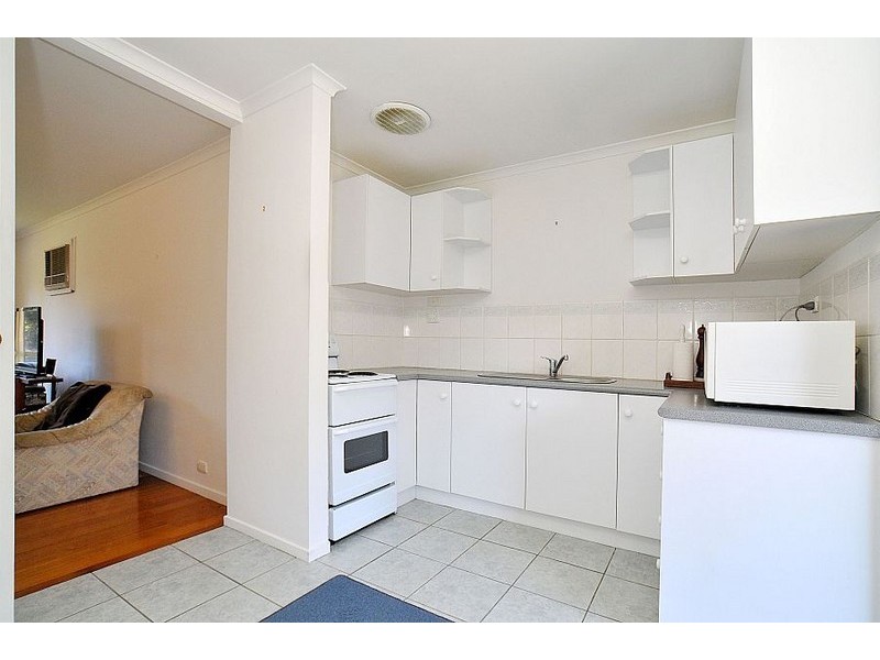 10 Locksley Close, Bayswater VIC 3153