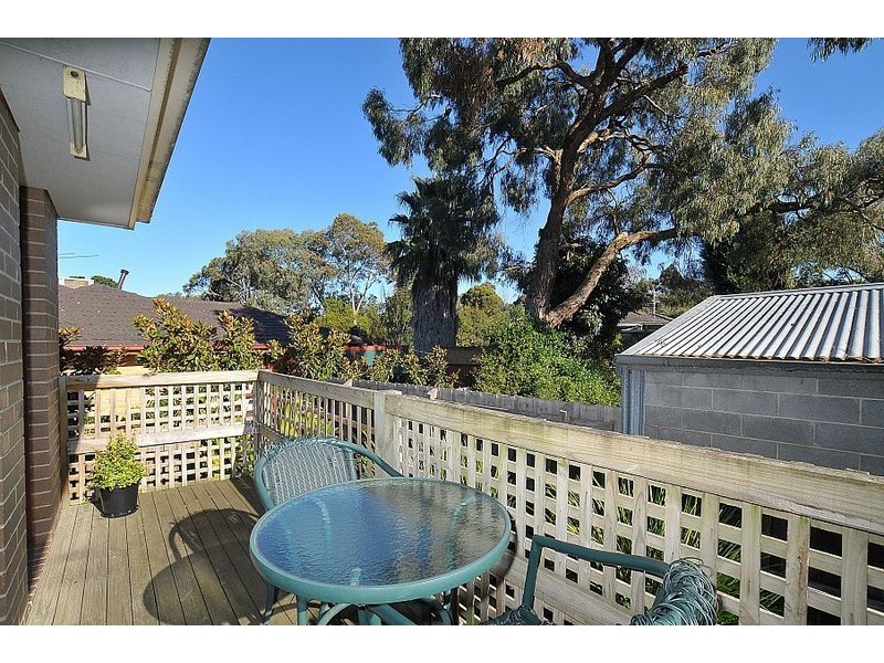 10 Locksley Close, Bayswater VIC 3153