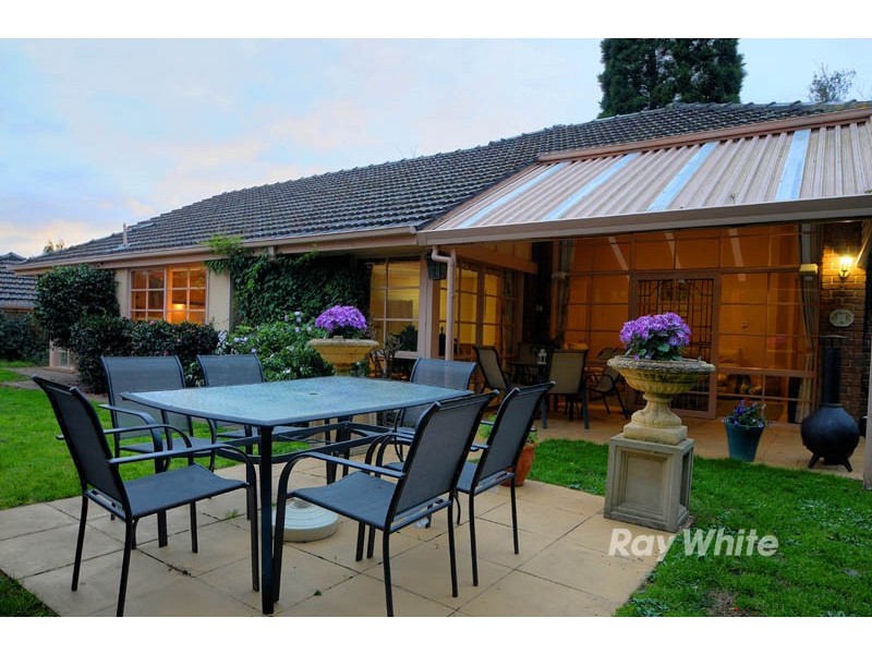 38 Jessica Close, Wantirna South VIC 3152