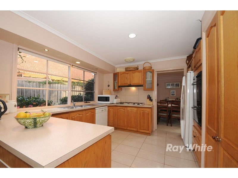 38 Jessica Close, Wantirna South VIC 3152