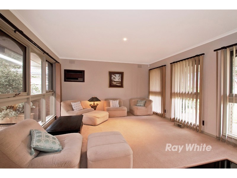 45 Dunbarton Drive, Wantirna VIC 3152