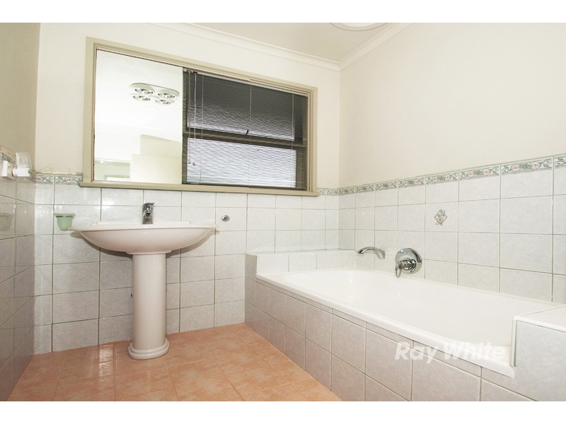 45 Dunbarton Drive, Wantirna VIC 3152