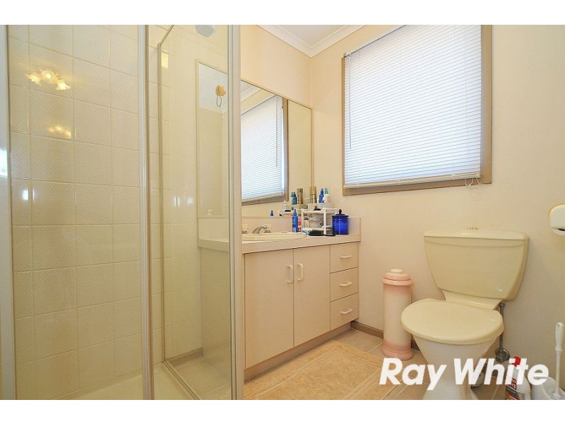 7 Glenwood Grove, Knoxfield VIC 3180