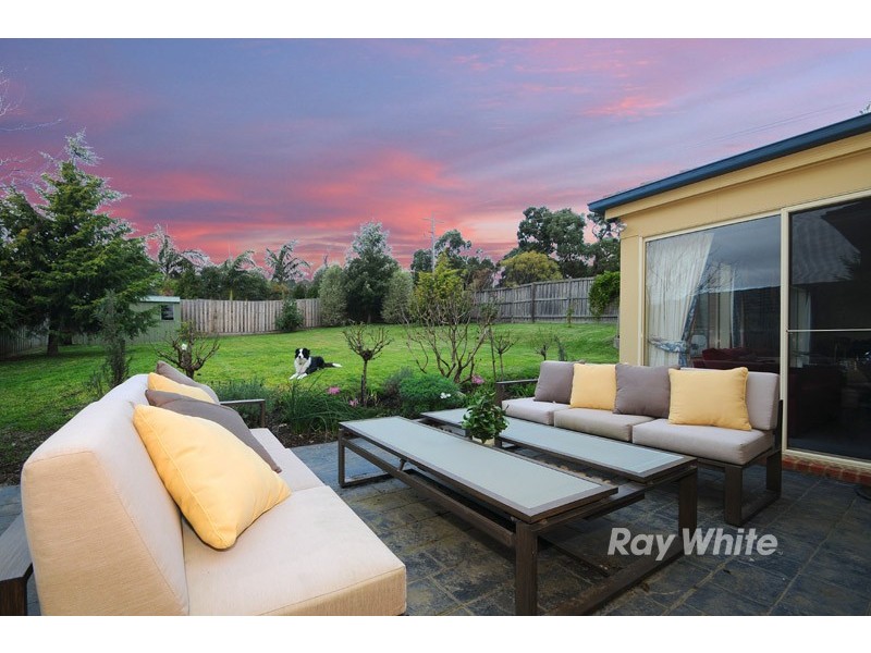 8 The Croft, Lysterfield VIC 3156