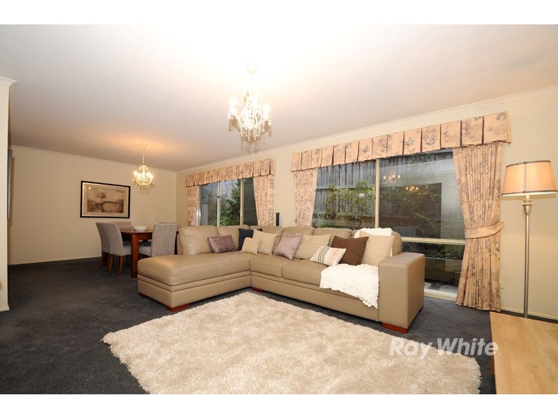 8 The Croft, Lysterfield VIC 3156