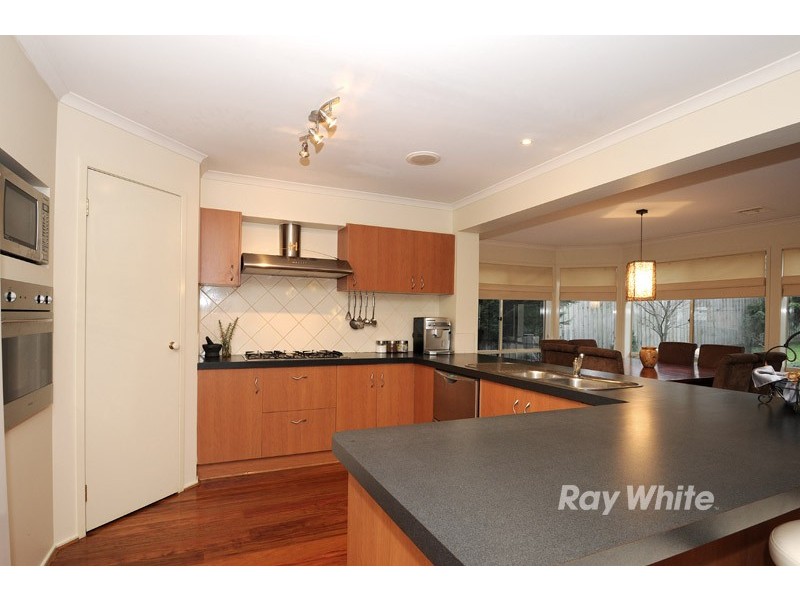 8 The Croft, Lysterfield VIC 3156