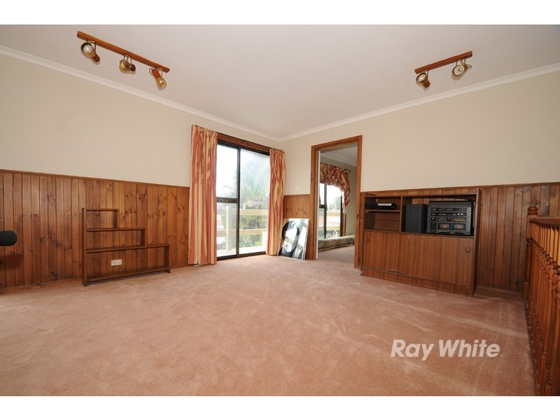 10 Cobain Square, Wantirna VIC 3152