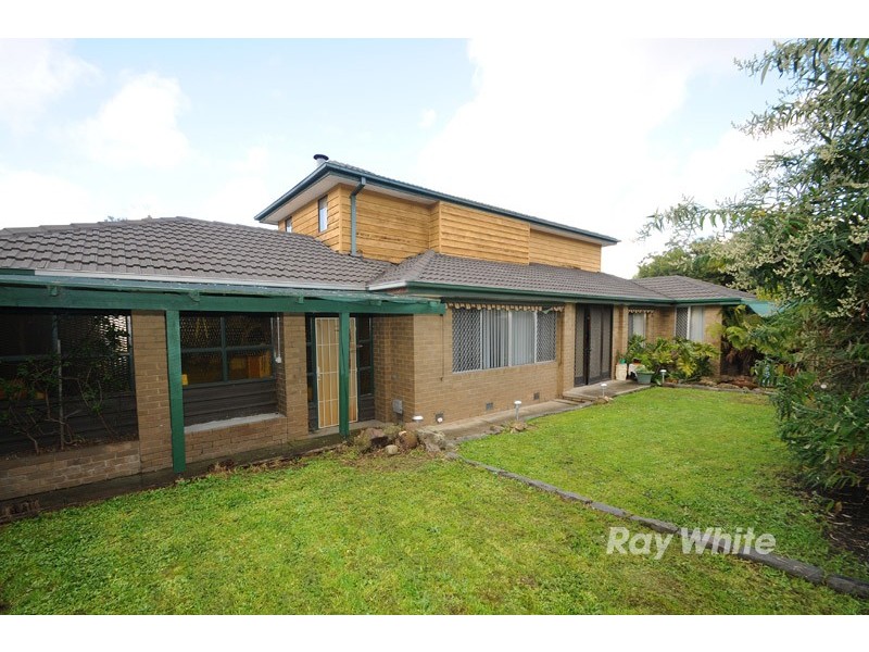 10 Cobain Square, Wantirna VIC 3152