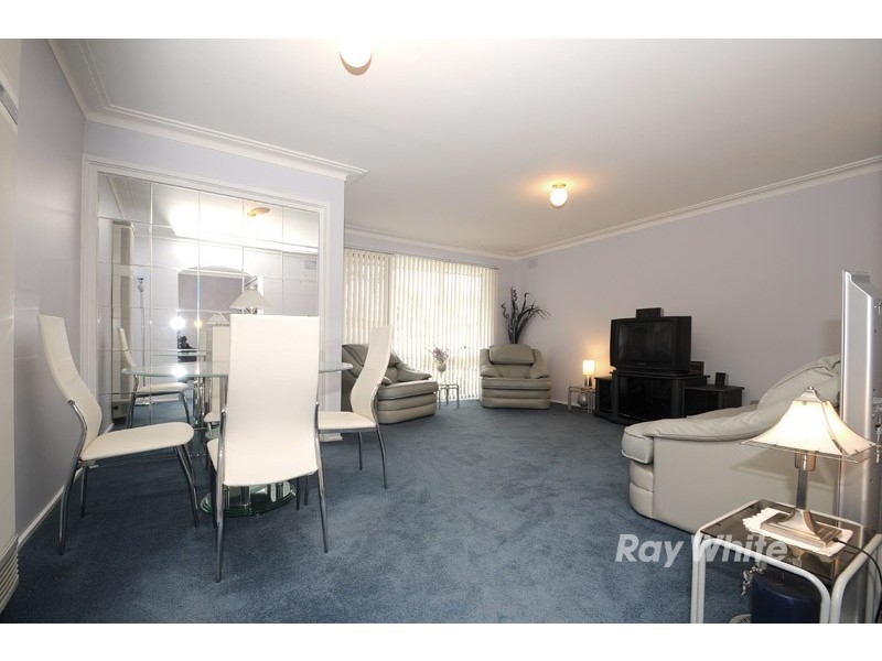 4 Corinella Square, Wantirna VIC 3152