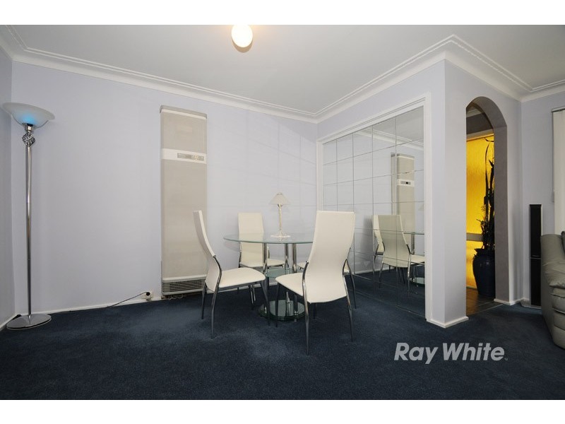 4 Corinella Square, Wantirna VIC 3152