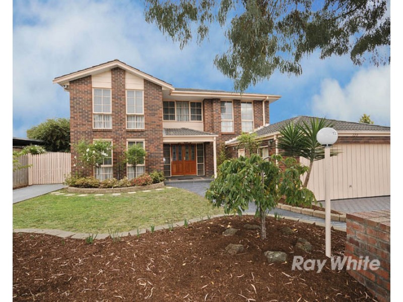 123 Fraser Crescent, Wantirna South VIC 3152