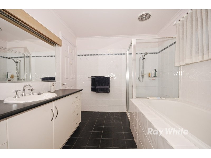 14 Tresise Avenue, Wantirna South VIC 3152