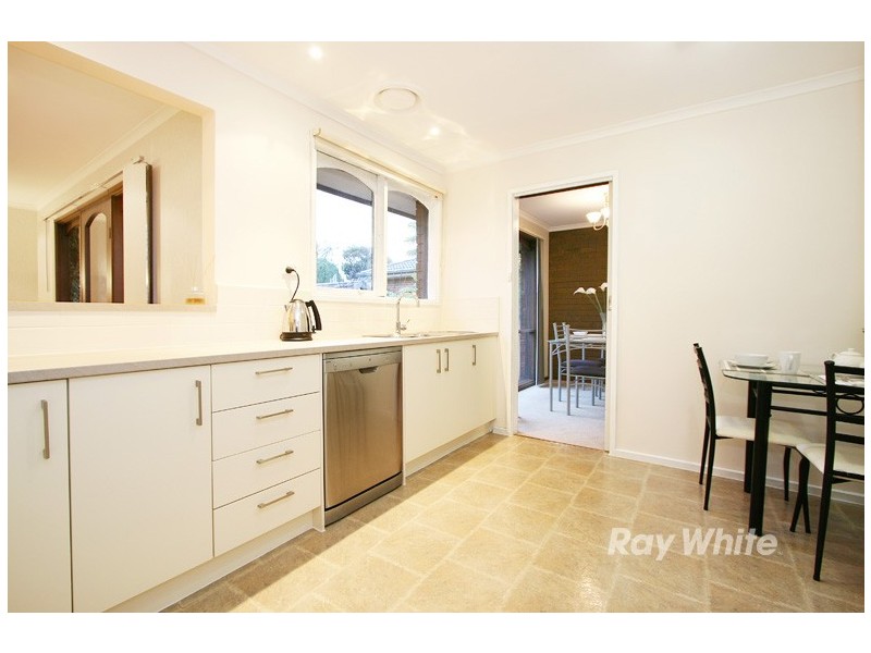 16 Milpera Crescent, Wantirna VIC 3152