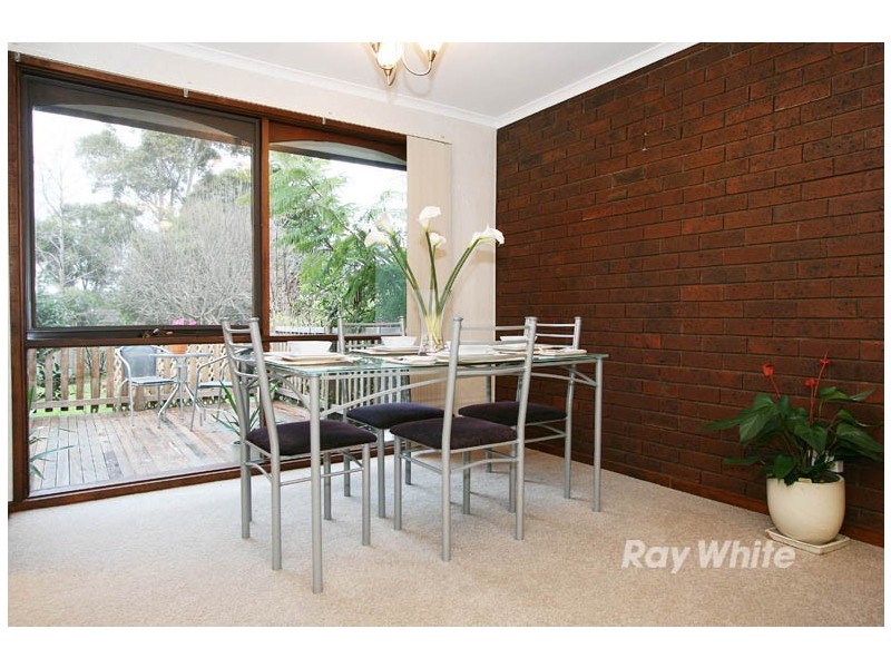 16 Milpera Crescent, Wantirna VIC 3152