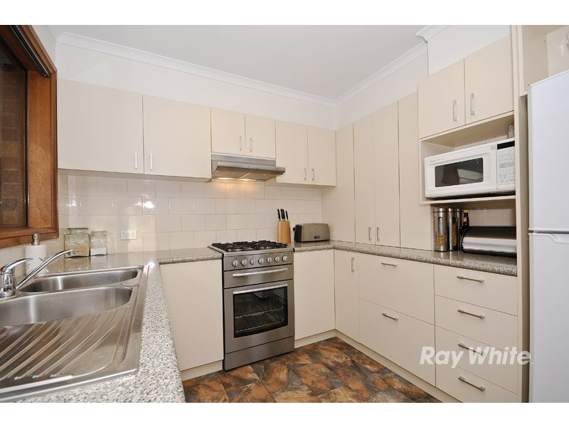 2/58 Fonteyn Drive, Wantirna South VIC 3152