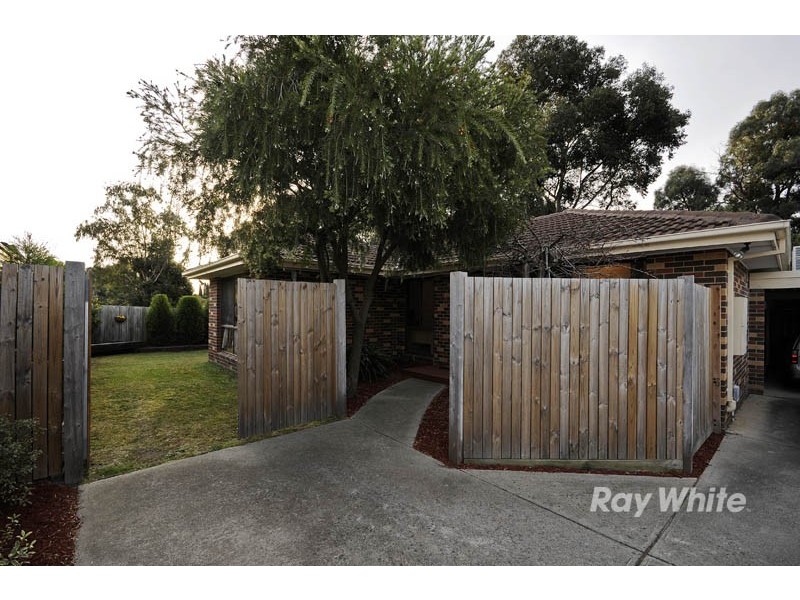 2/58 Fonteyn Drive, Wantirna South VIC 3152