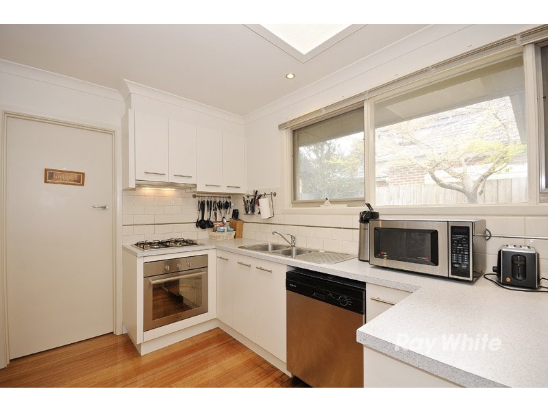 4 Kirrawee Avenue, Wantirna South VIC 3152