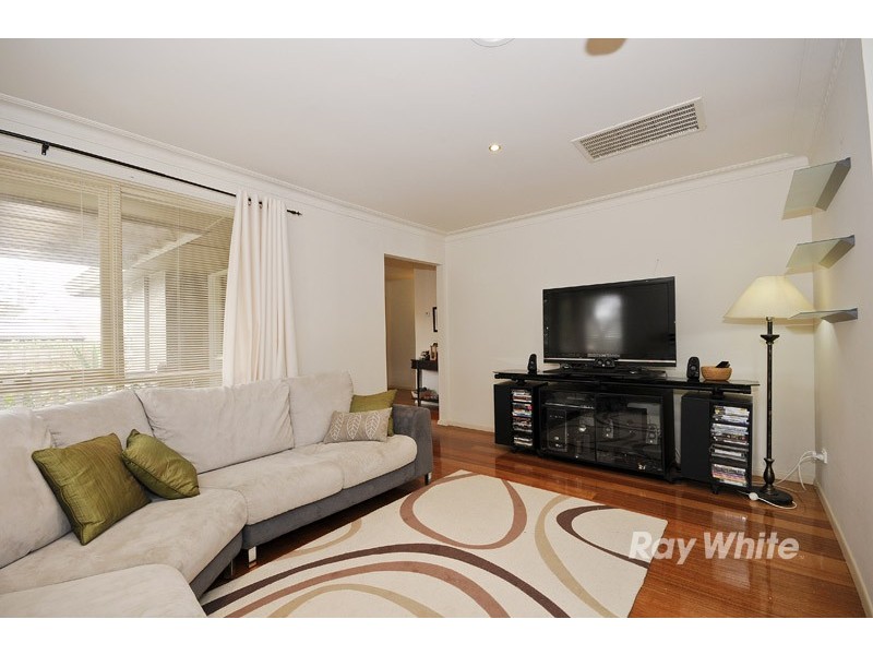 4 Kirrawee Avenue, Wantirna South VIC 3152