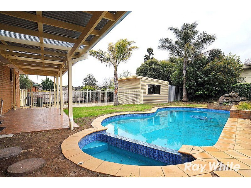 27 Arthur Street, Wantirna South VIC 3152