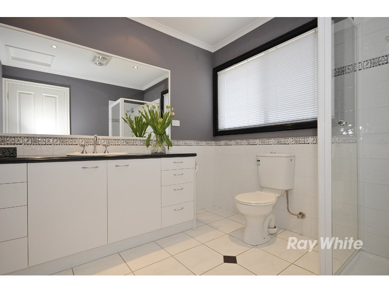 4 Davington Court, Wantirna VIC 3152