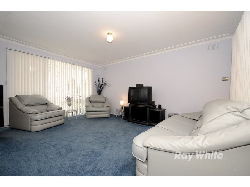 4 Corinella Square, Wantirna VIC 3152