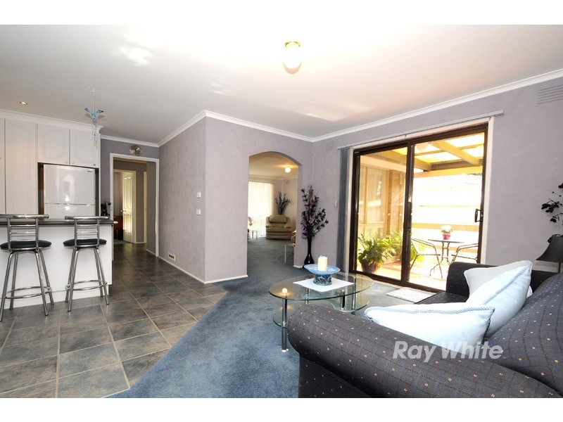 4 Corinella Square, Wantirna VIC 3152