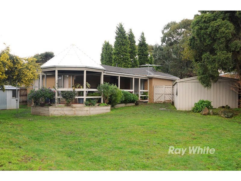 4 Corinella Square, Wantirna VIC 3152