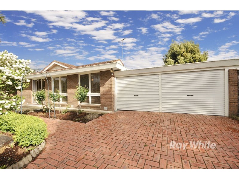 14 Mowbray Drive, Wantirna South VIC 3152