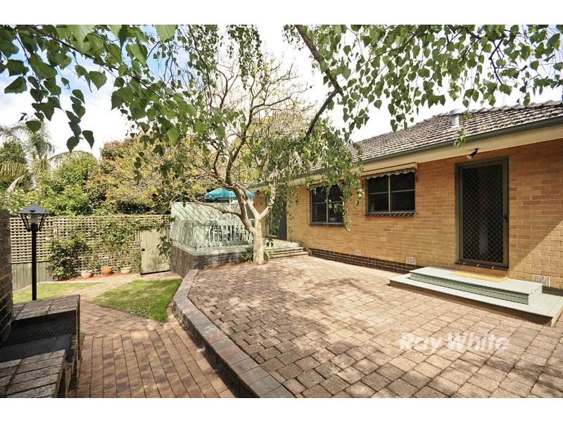 31 Kirrawee Avenue, Wantirna South VIC 3152