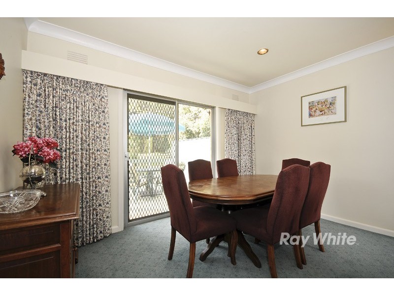31 Kirrawee Avenue, Wantirna South VIC 3152