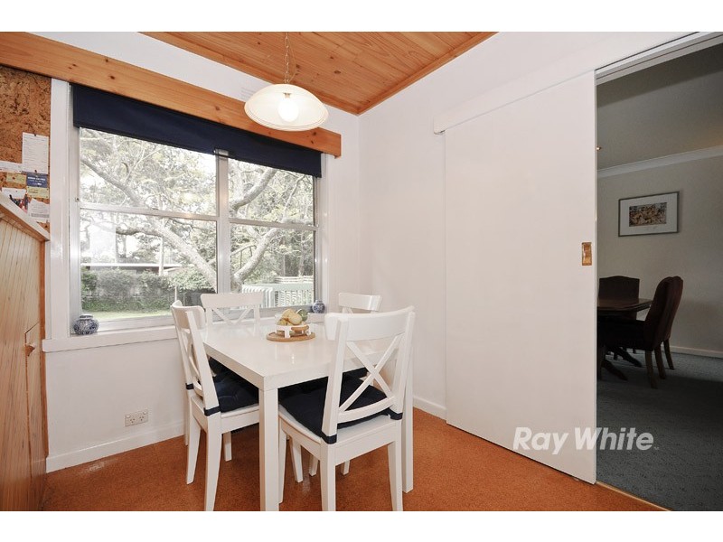 31 Kirrawee Avenue, Wantirna South VIC 3152