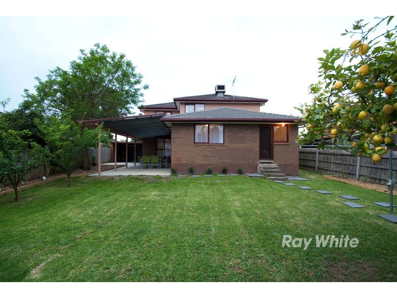 36 Ponsford Avenue, Wantirna South VIC 3152