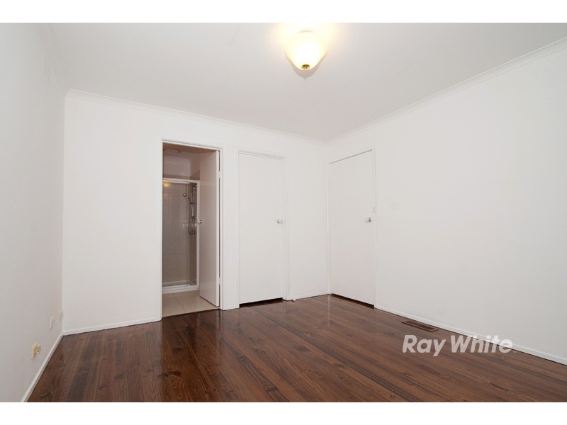 36 Ponsford Avenue, Wantirna South VIC 3152