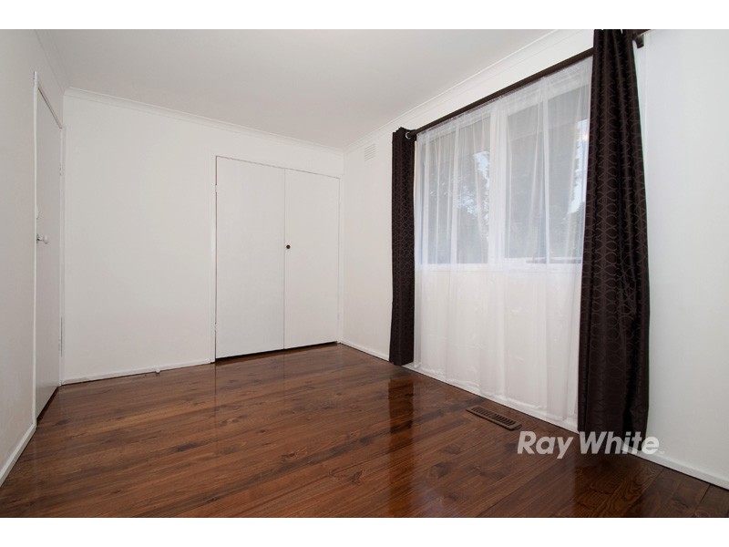 36 Ponsford Avenue, Wantirna South VIC 3152