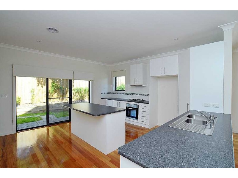 1/22 Myrtle Street, Bayswater VIC 3153