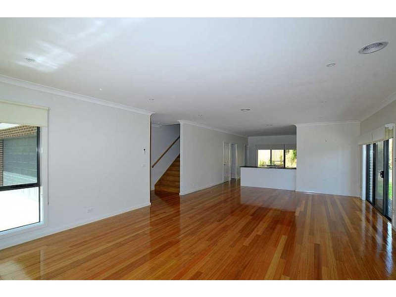 1/22 Myrtle Street, Bayswater VIC 3153