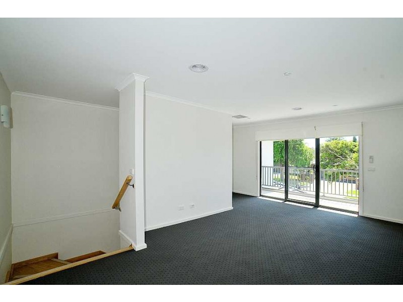 1/22 Myrtle Street, Bayswater VIC 3153
