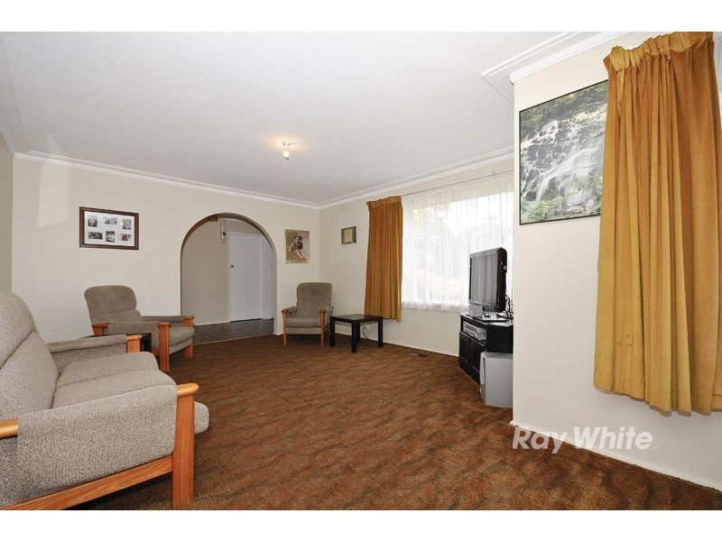 3 Giselle Avenue, Wantirna South VIC 3152