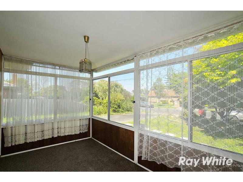 72 David Street North, Knoxfield VIC 3180