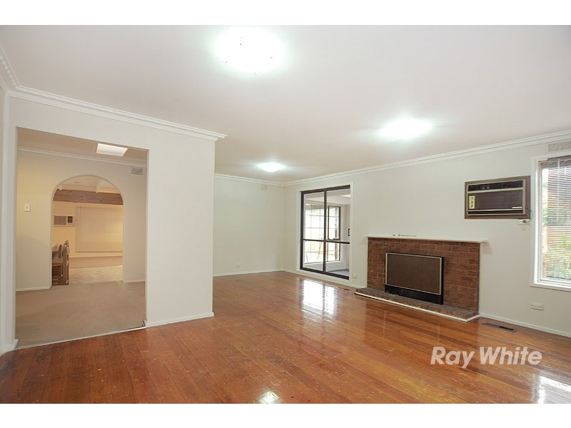 30 Ross Street, Ferntree Gully VIC 3156