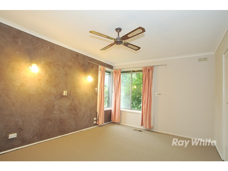 30 Ross Street, Ferntree Gully VIC 3156