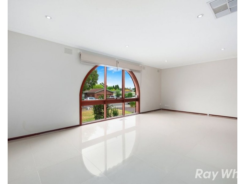 27 Shetland Drive, Wantirna VIC 3152