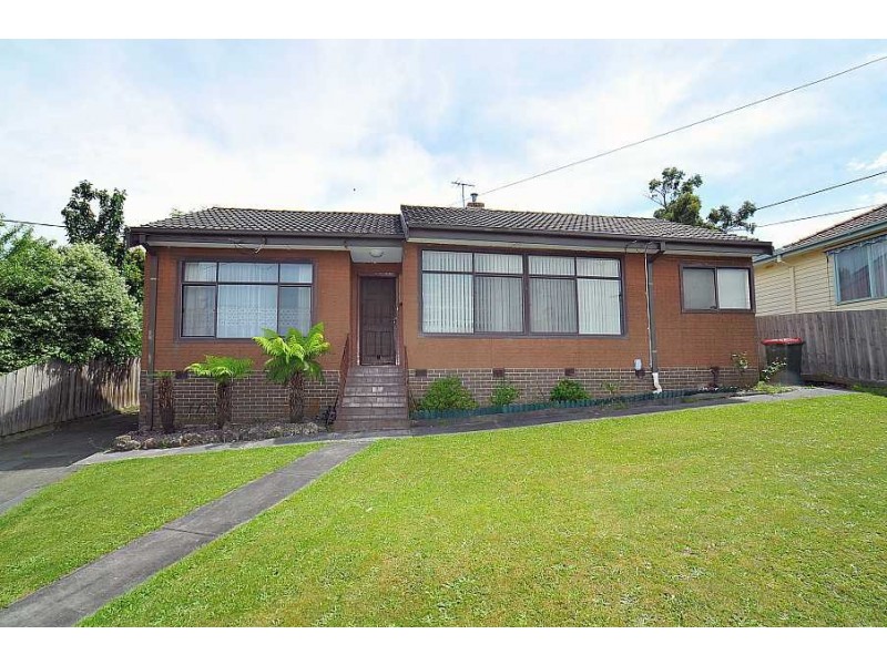 6 Velden Avenue, Ferntree Gully VIC 3156