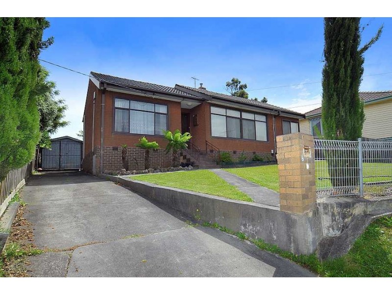 6 Velden Avenue, Ferntree Gully VIC 3156