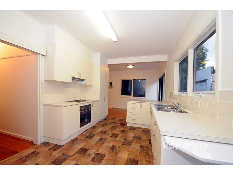 4 Lemnos Street, Croydon VIC 3136