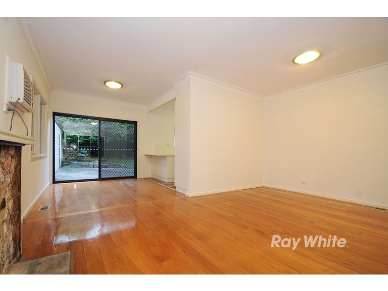 4 Lemnos Street, Croydon VIC 3136